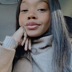 Meet your Posher, Tiara